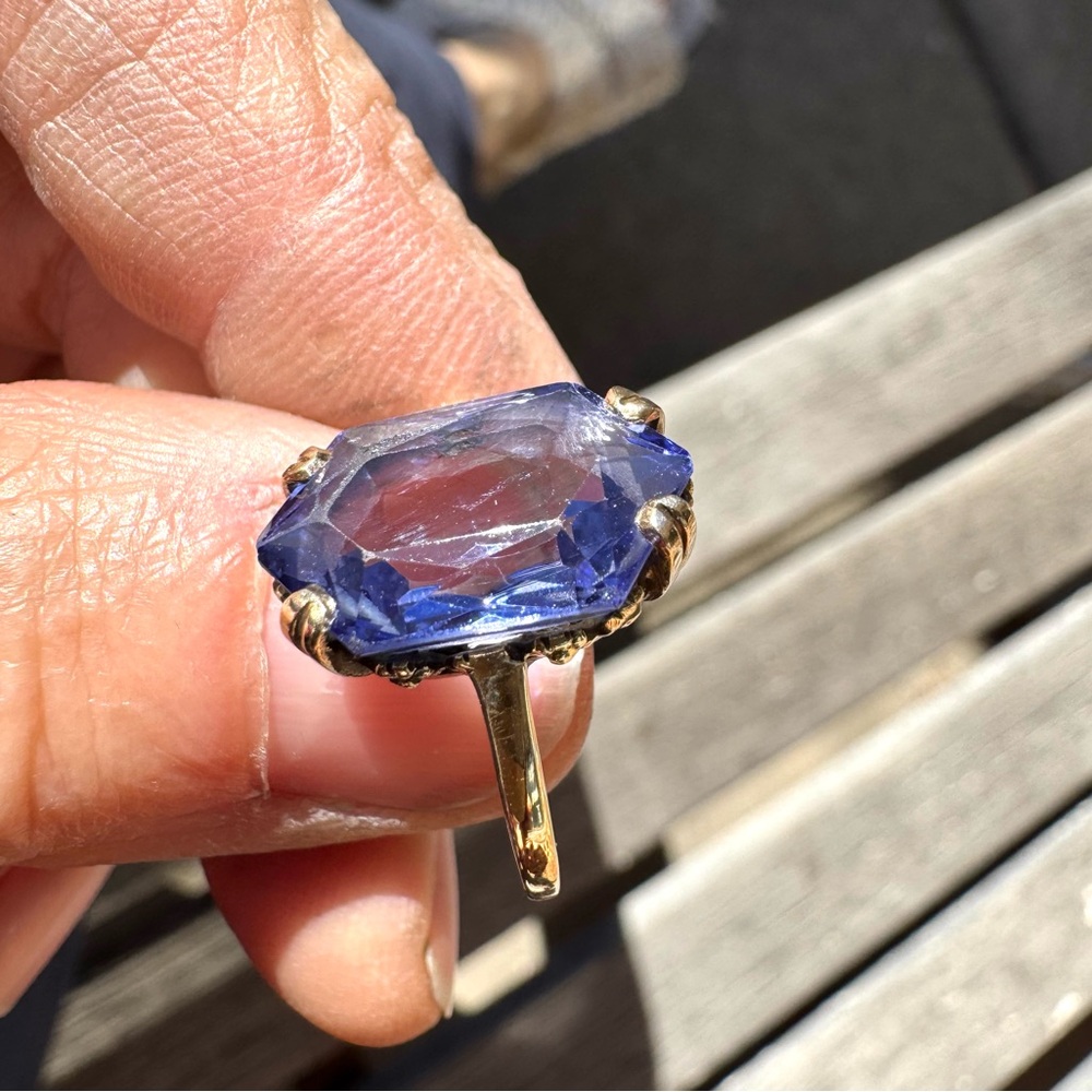14k Blue Spinel Ring - Picture 10 of 13